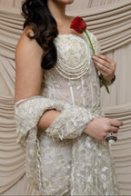 Tahmineh Saree